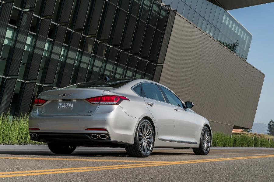  Genesis G80 2016 года  (NA) (фото 5 из 21)